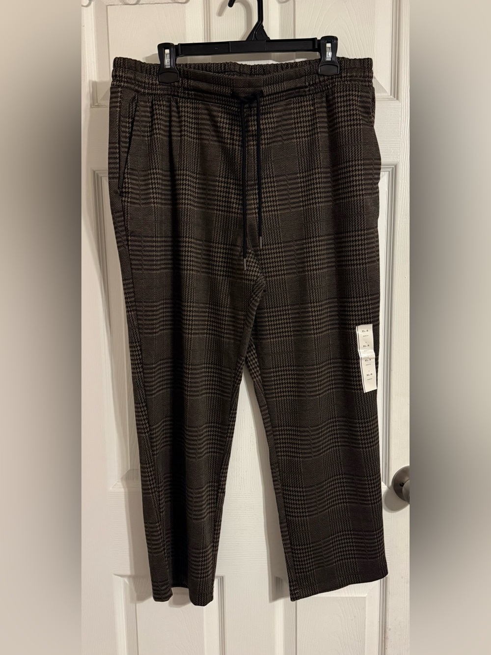 A new day Men's Brown Plaid Drawstring Trousers